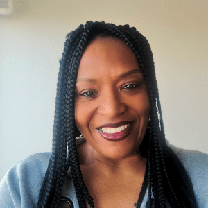 Daniella Amos headshot